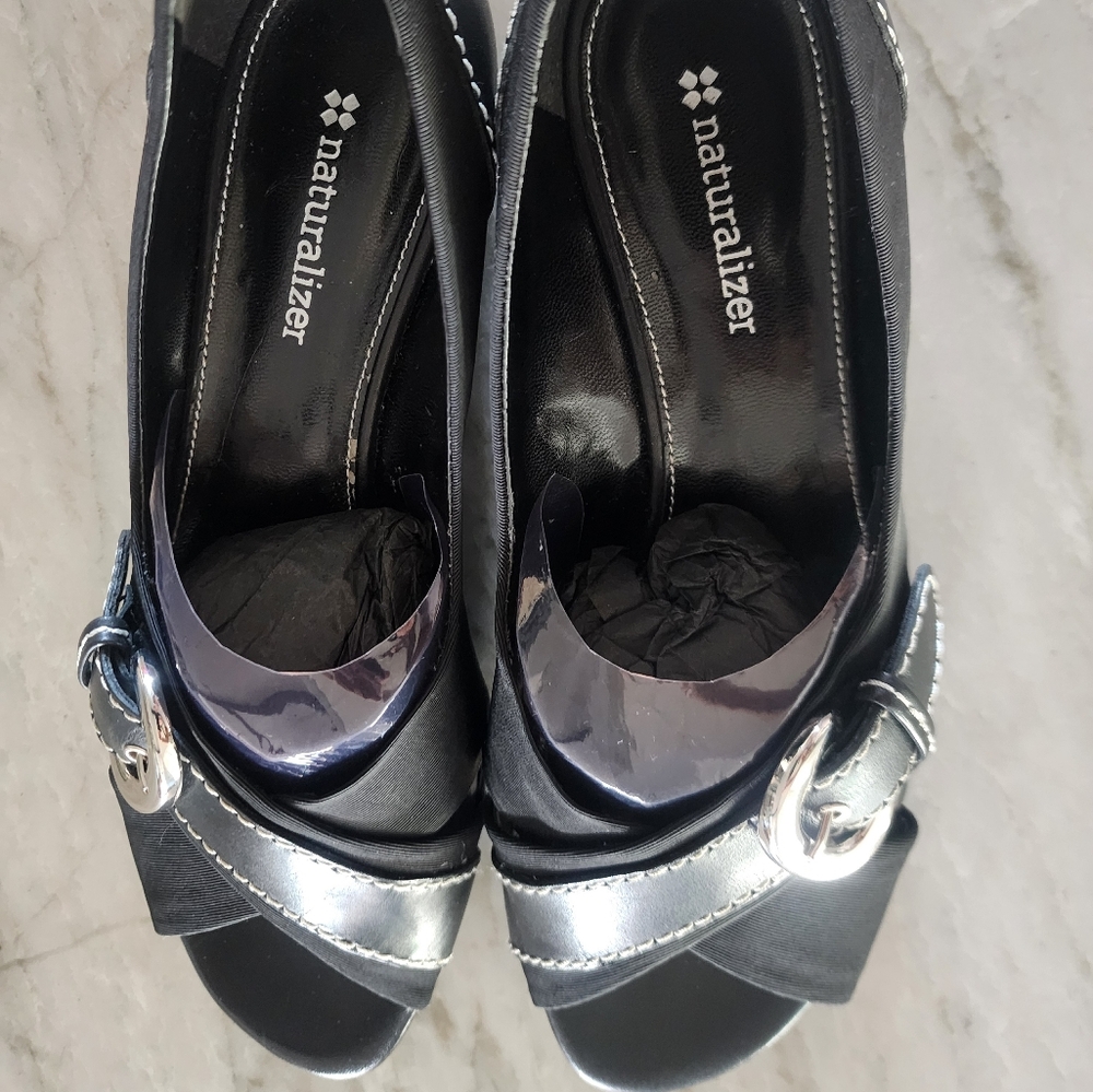 Naturalizer Black Peep-Toe Buckle Heels